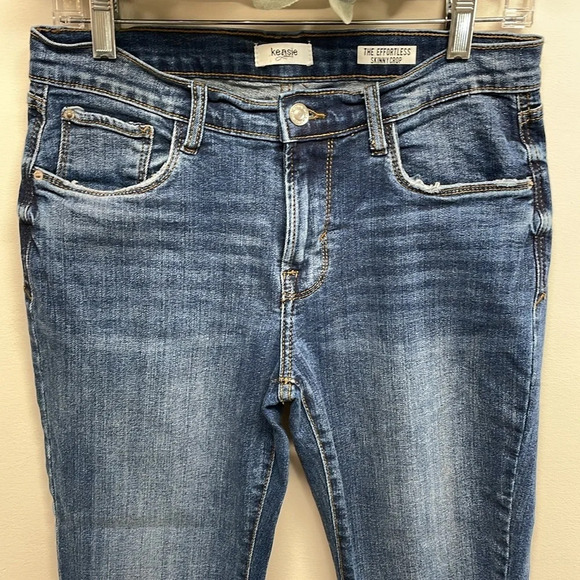 NWOT Kensie Jeans The Effortless Skinny Crop Denim Jeans 8/29 - Picture 2 of 16
